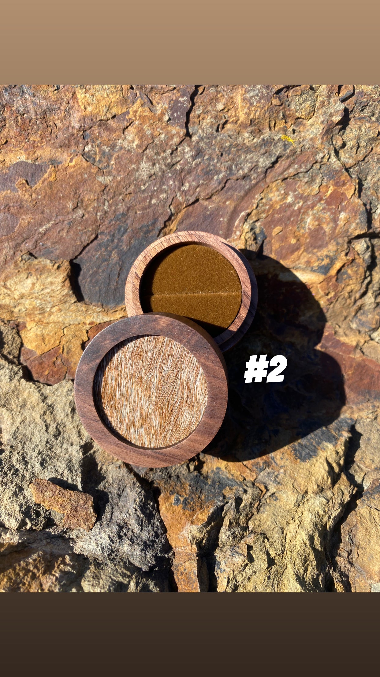 Cowhide single ring box